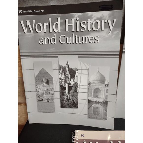 A Beka World History and Cultures Teacher Guide, Quiz Key, Tests / Map Project - Picture 2 of 4